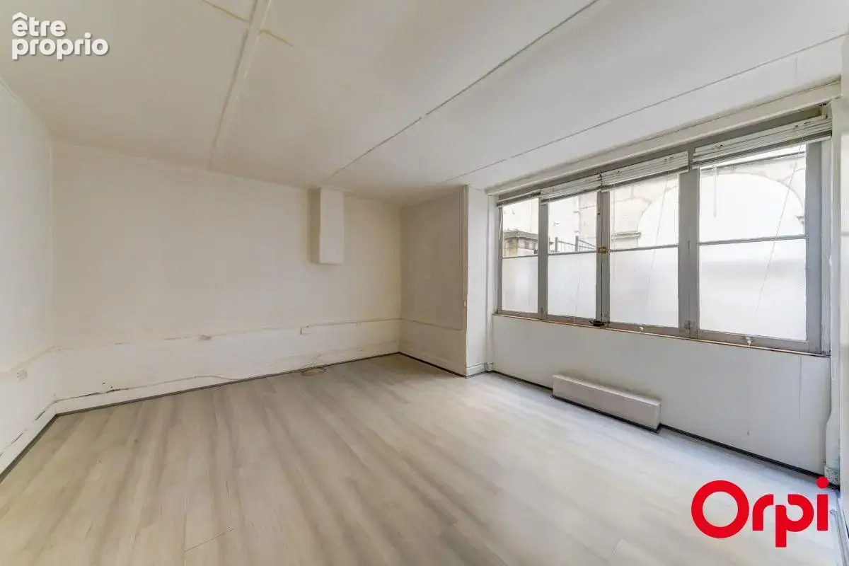 T3 à fort potentiel – Lyon 6ᵉ, ​à deux pas de la place Maréchal Lyautey - photo 5