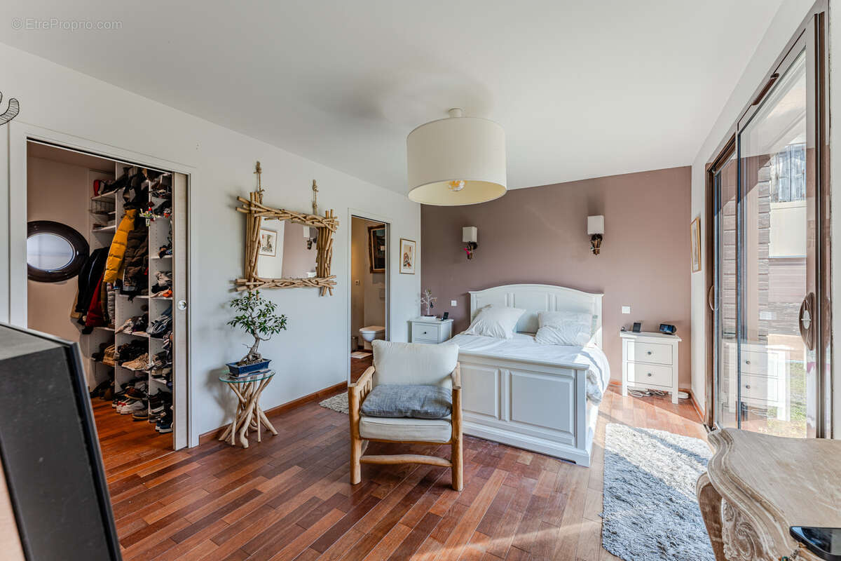 Maison à LE BOUSCAT