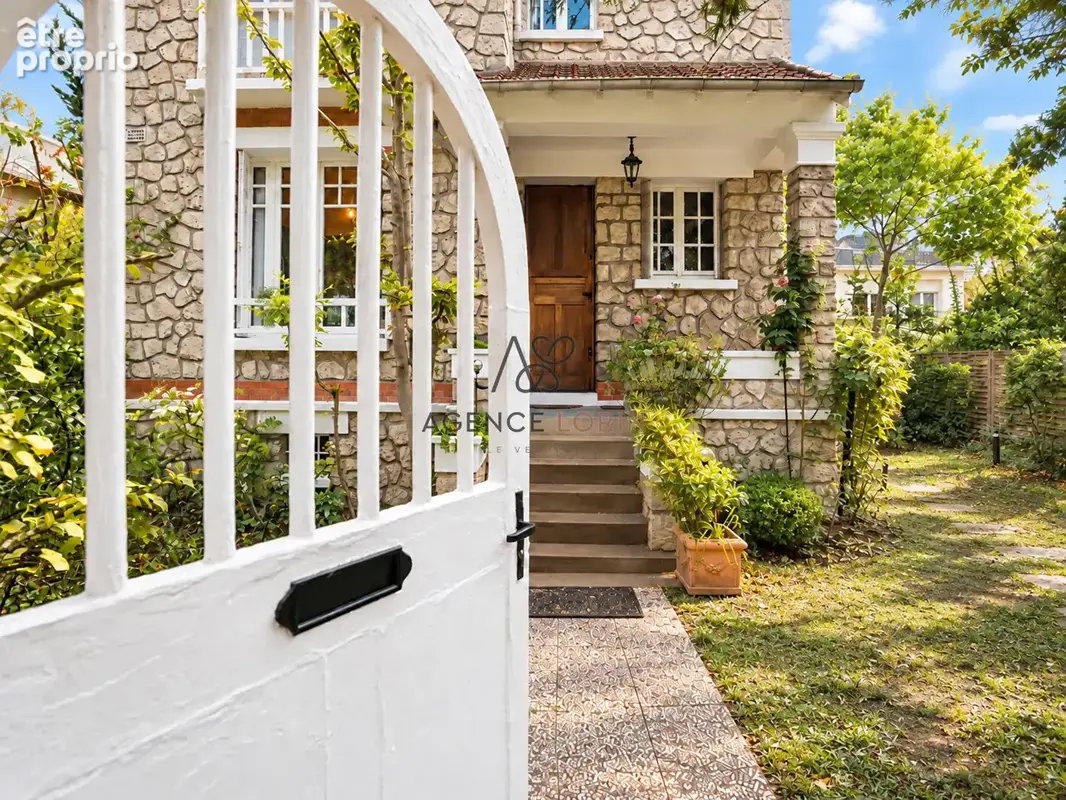 Photo Maison à Le Vesinet au prix de 880 000€