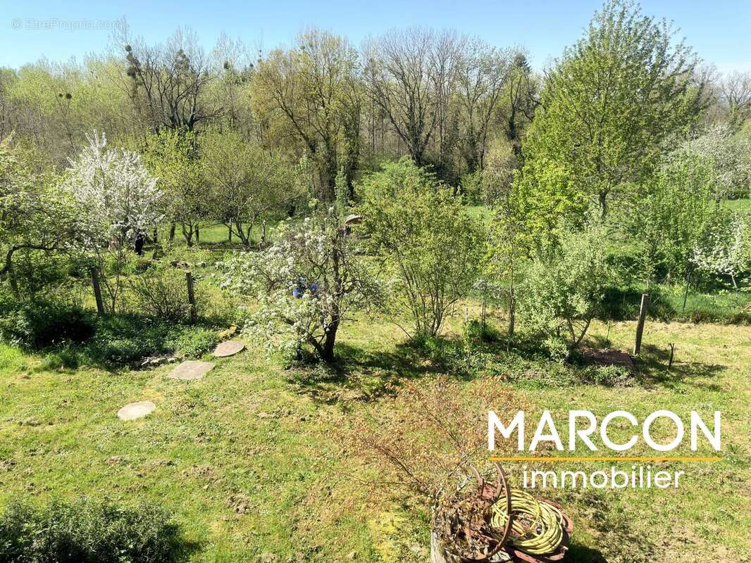 Maison à CHATELUS-MALVALEIX