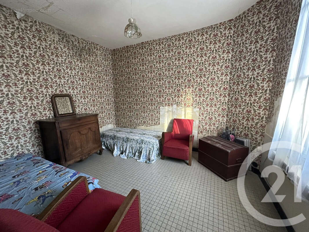 Maison à SAINT-GEORGES-DE-DIDONNE