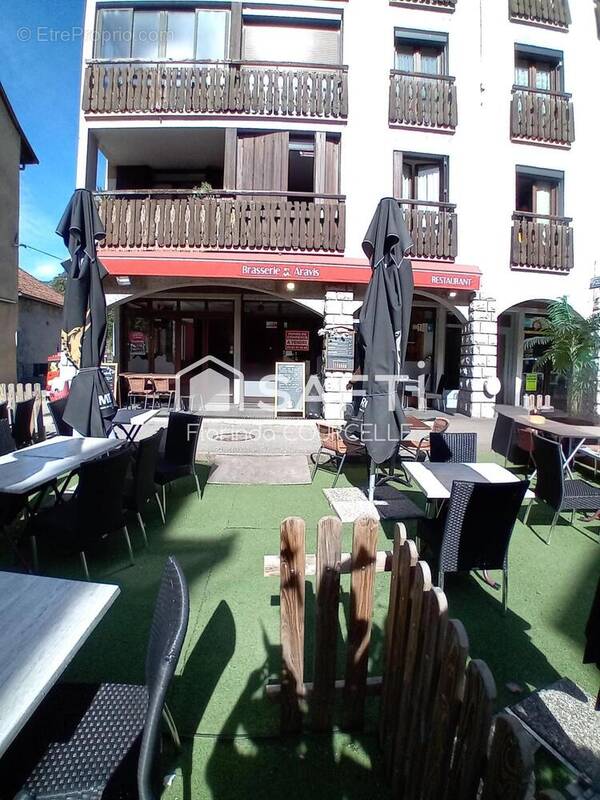 Photo 1 - Commerce à THONES