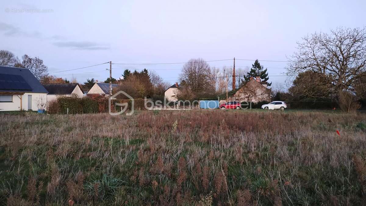 Terrain à ESVRES