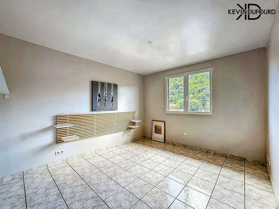 Appartement à VALS-LES-BAINS