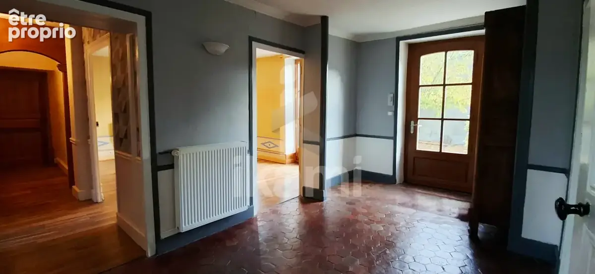Seignelay en Bourgogne -  Maison bourgeoise  7 pièces + dépendances - photo 5
