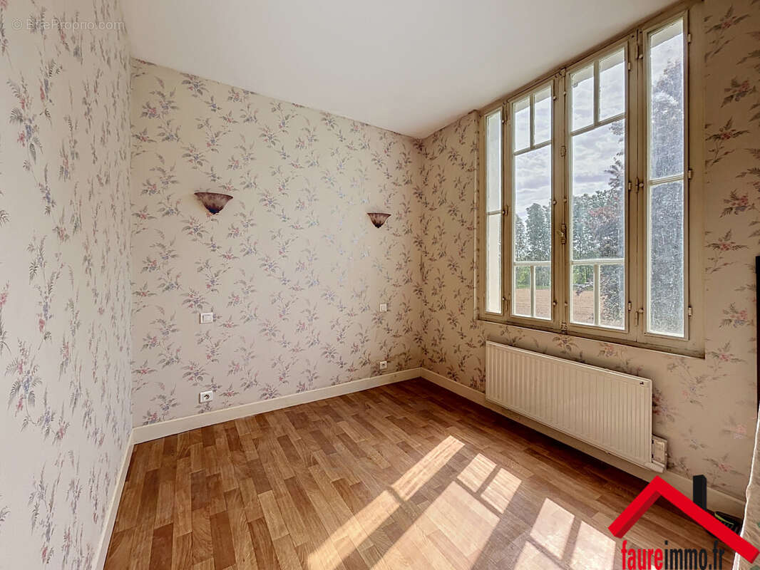 Maison à CUBLAC