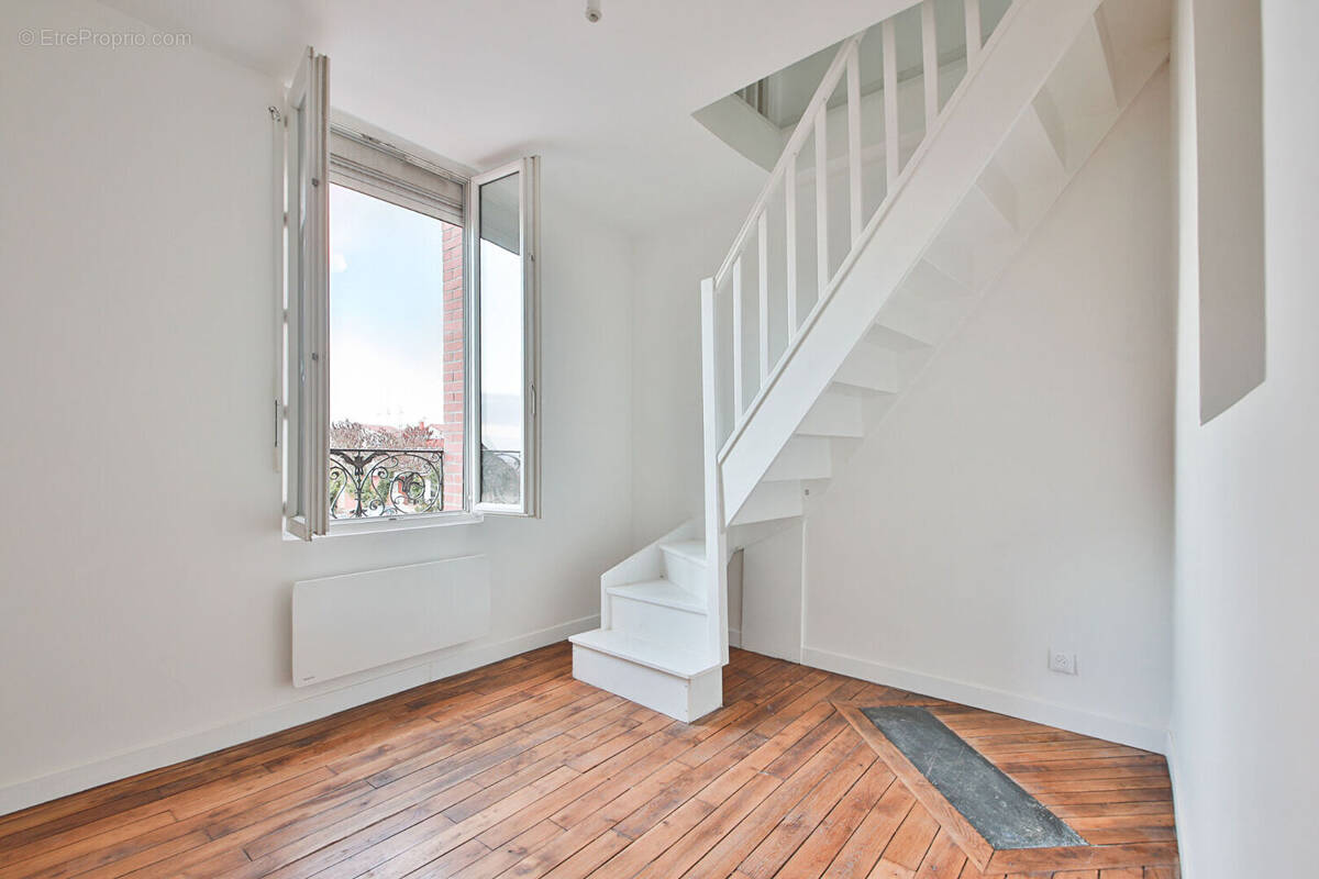 Appartement à NANTERRE