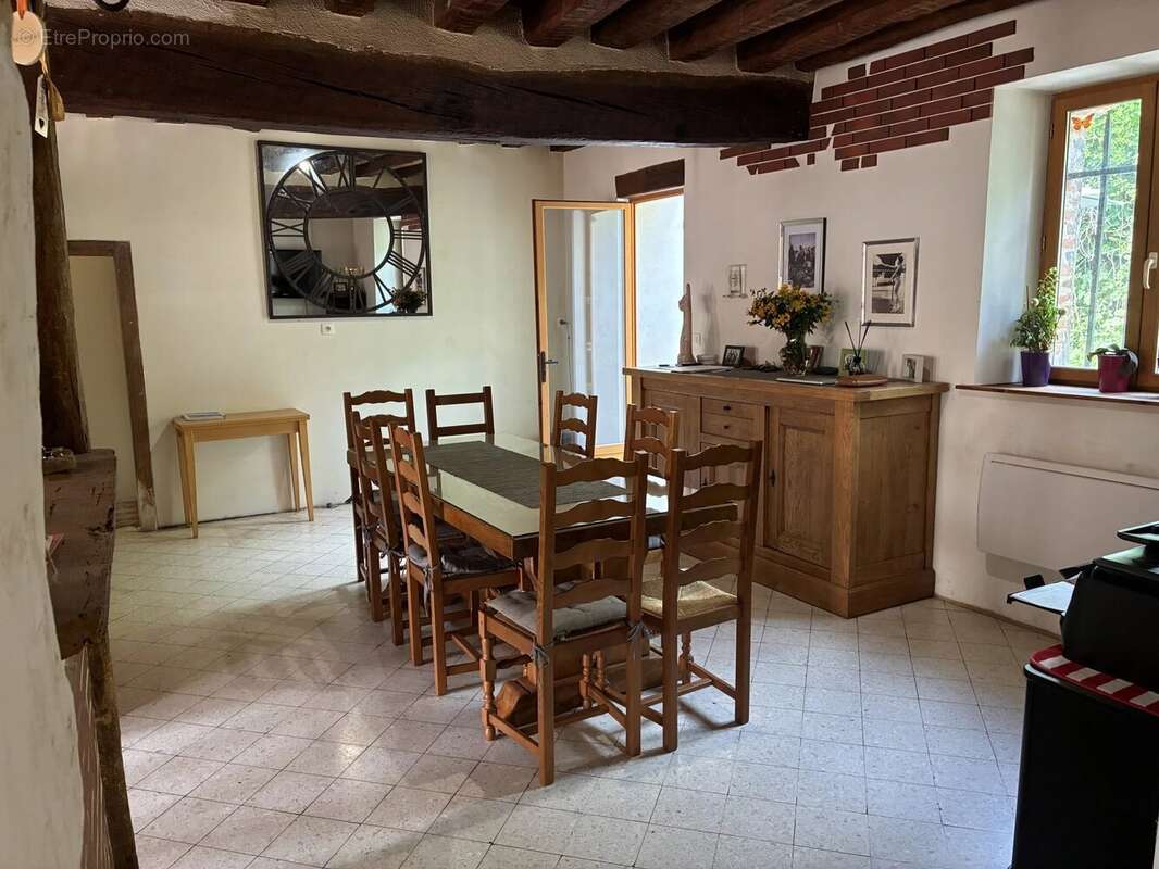 Maison à SAVIGNY-SUR-CLAIRIS