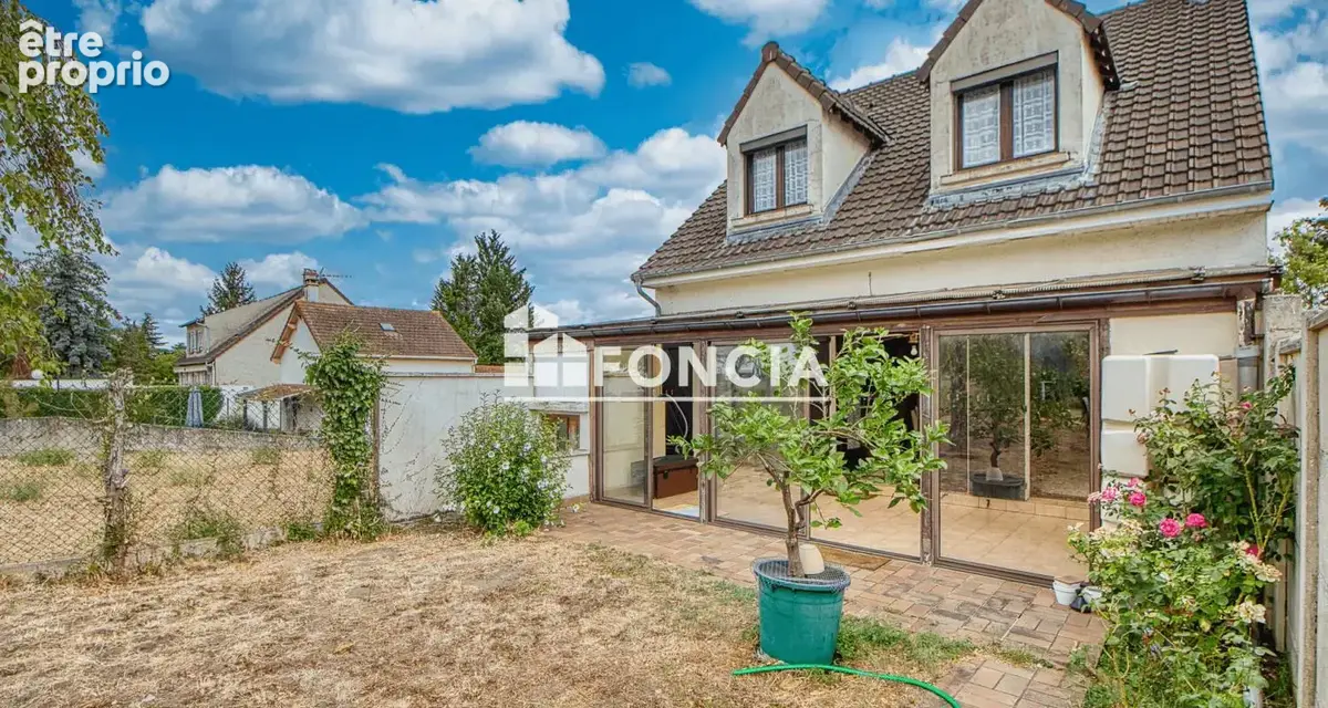 Exclusivité Foncia sur Buchelay (78200) - Maison Individuelle Traditionnelle de 1979, 5 pièces de 111 m2 habitables avec sous-so - photo 2