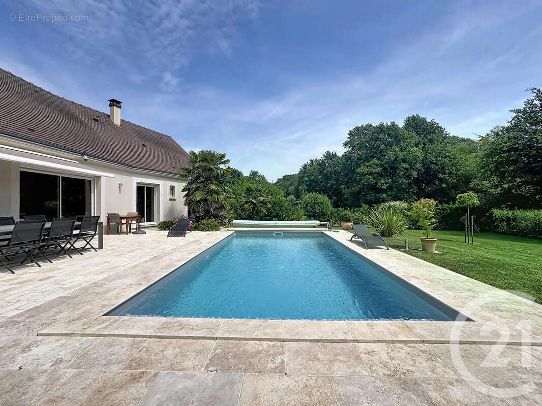 Maison à LIGNY-LE-RIBAULT