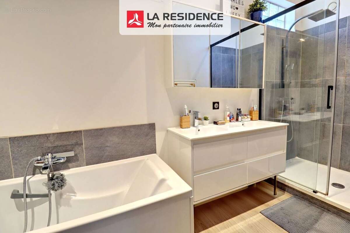 Maison à TOURVILLE-LA-RIVIERE