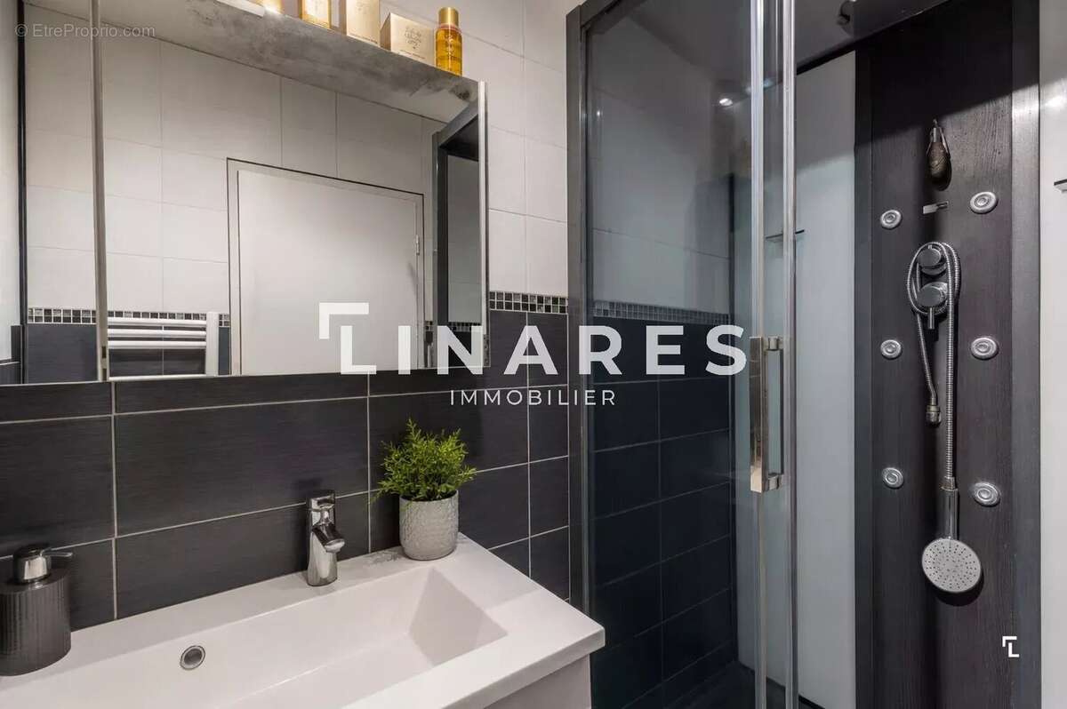Appartement à MARSEILLE-11E