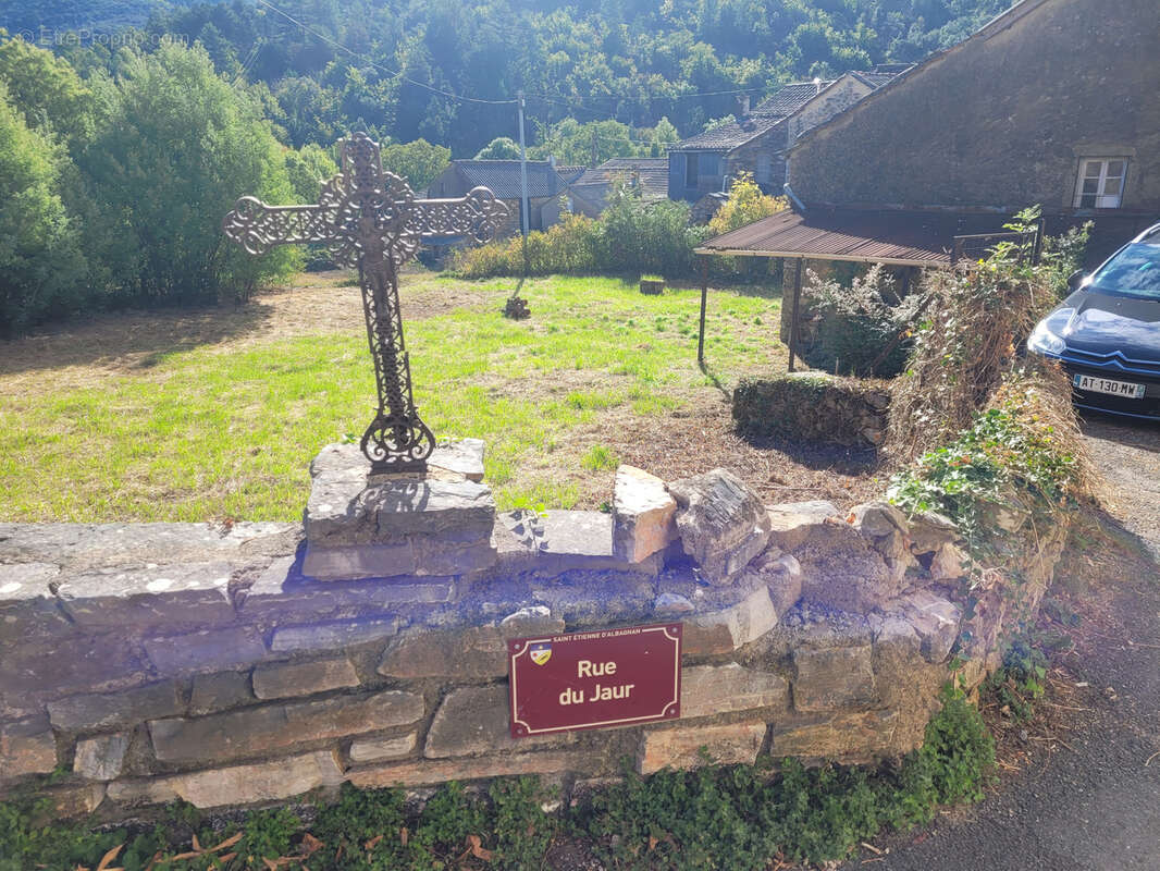Maison à SAINT-ETIENNE-D&#039;ALBAGNAN