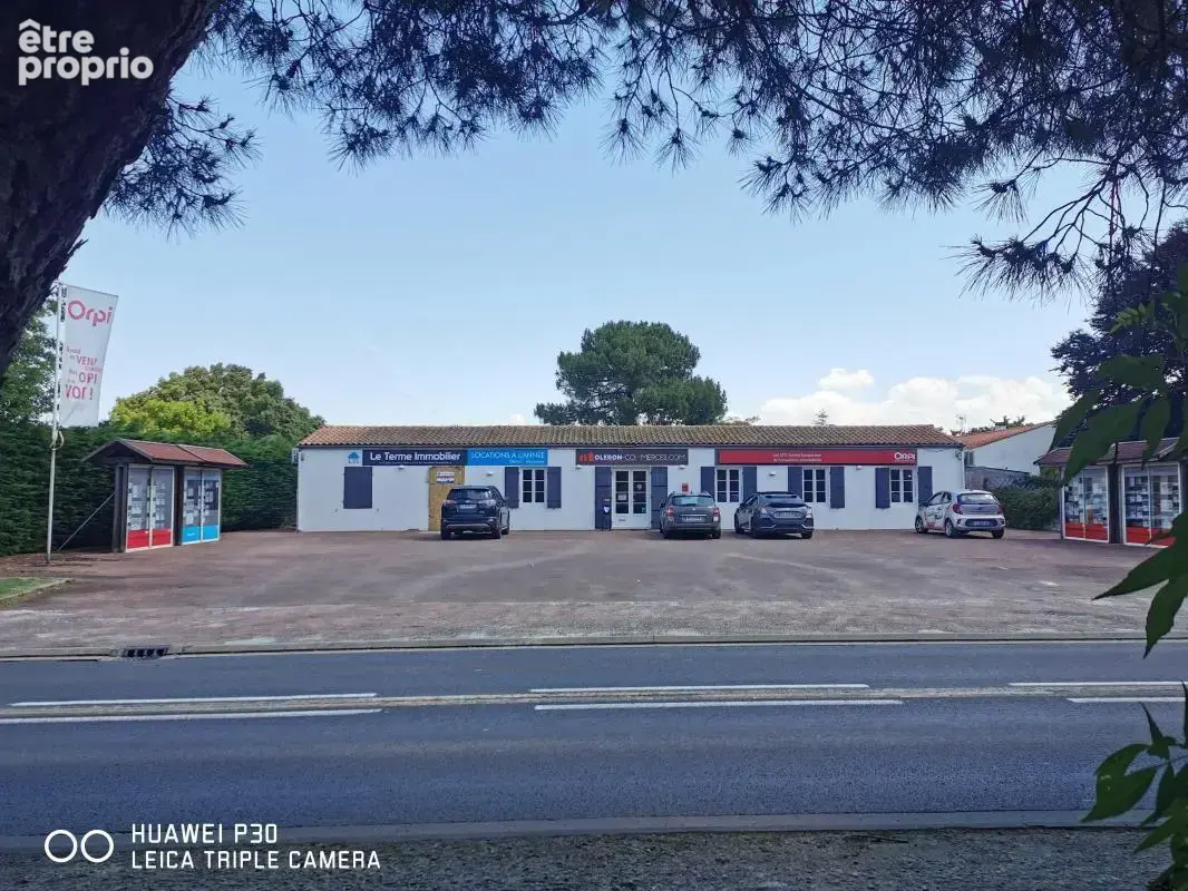 Photo Commerce à Dolus-D'oleron au prix de 501 000€