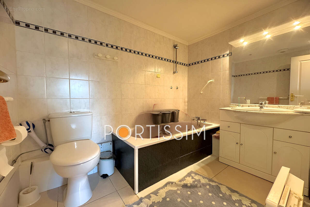 Appartement à CAGNES-SUR-MER