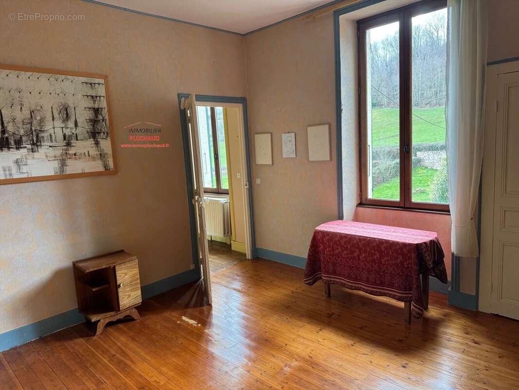 Maison à DYO