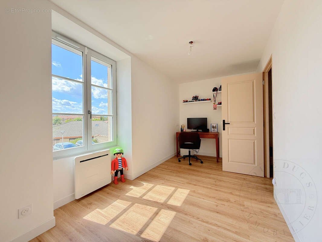 Appartement à CHAPONOST
