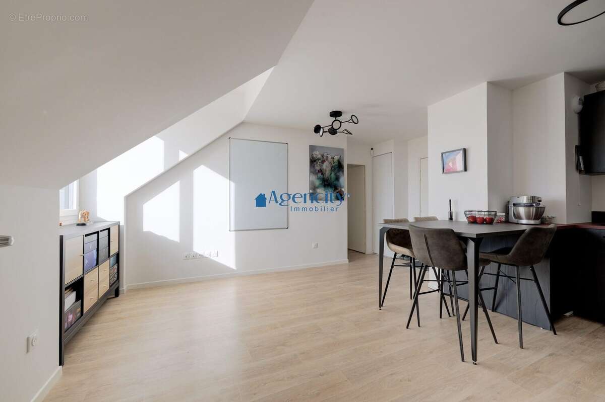 Appartement à BROU-SUR-CHANTEREINE