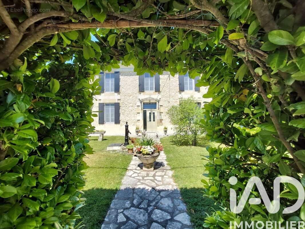 Photo 2 - Maison à PINEUILH