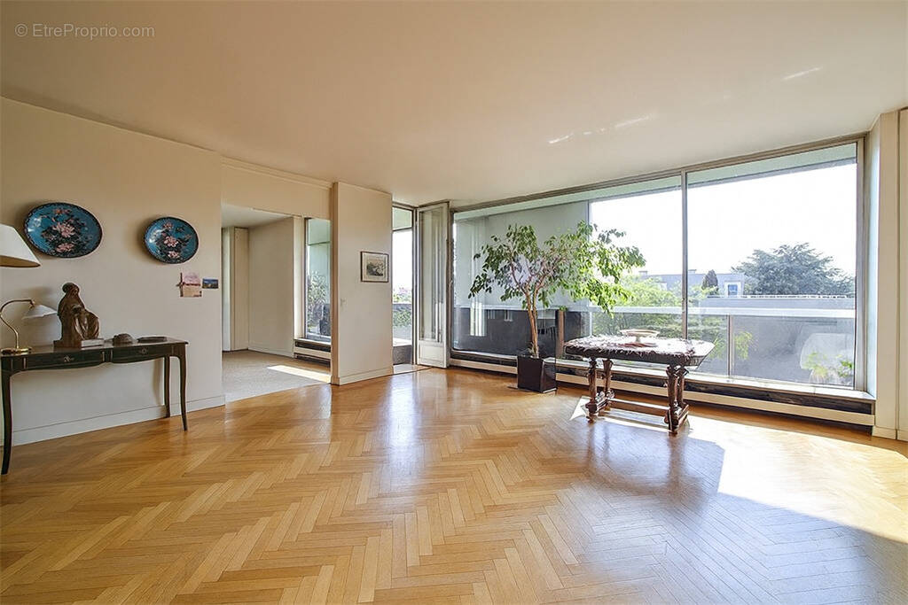Appartement à BOULOGNE-BILLANCOURT