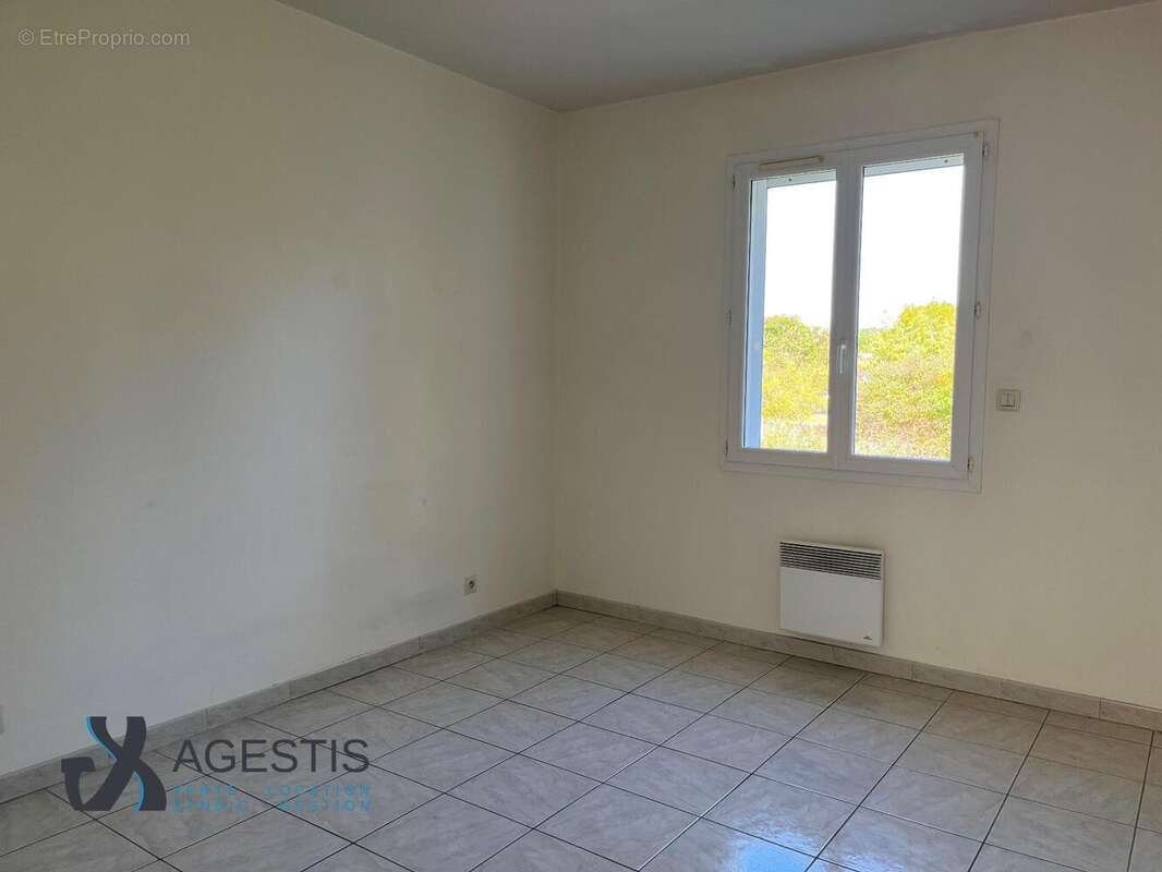   - Maison à SAIX