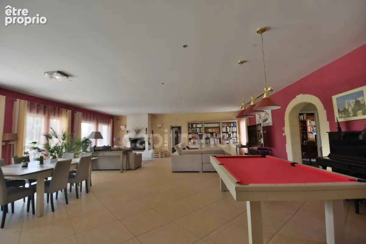 Propriété au calme - 5 chambres - T3 attenant - garage XXL - piscine - à MARMANDE (47) - photo 10