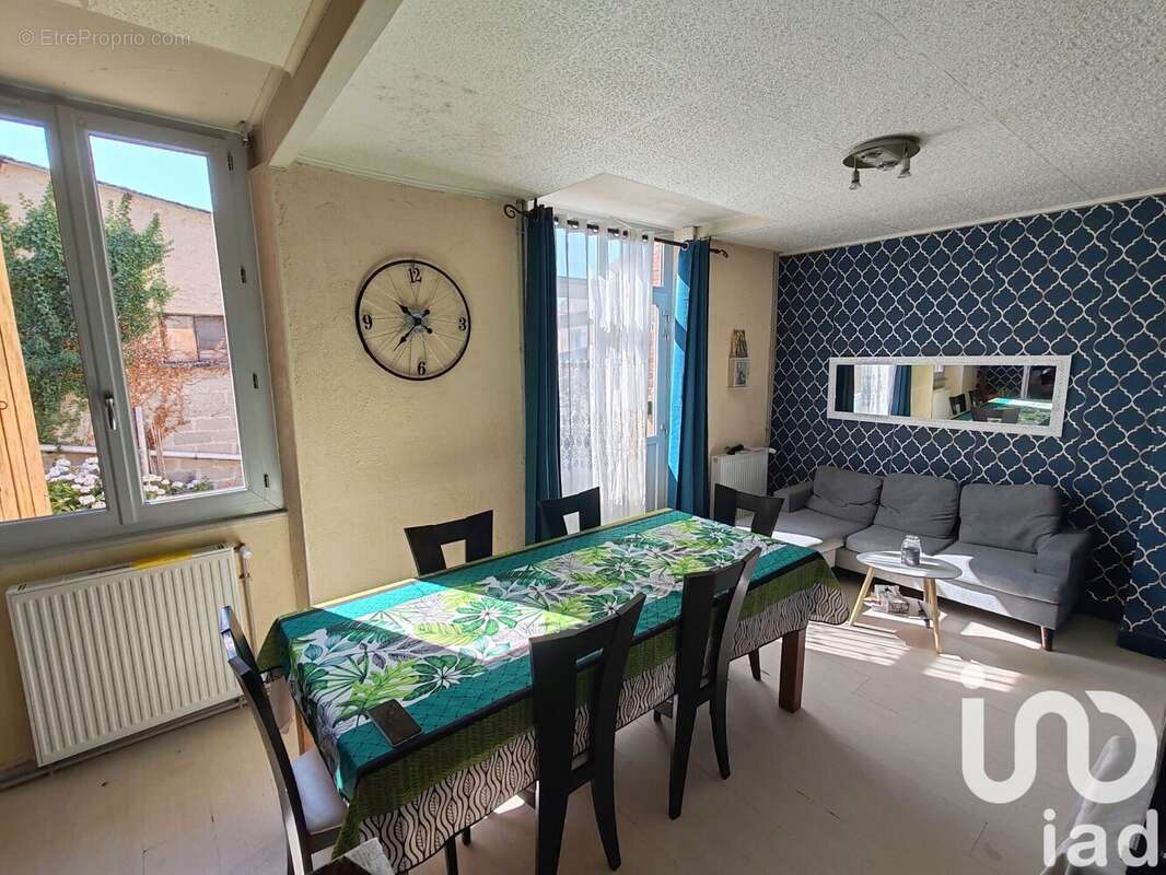Maison 129 m² à Tronget  - photo 5