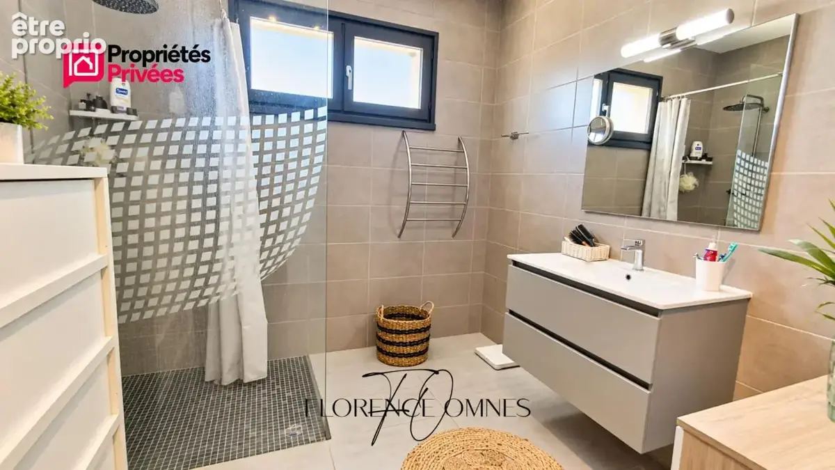 EXCLUSIVITE à LAURE-MINERVOIS - Maison plain pied 81m2, 2 chambres, jardin, piscine - photo 14