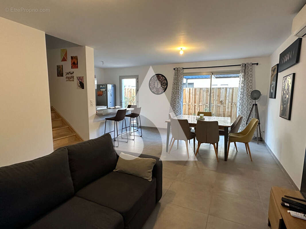 Maison à SAINT-MAXIMIN-LA-SAINTE-BAUME