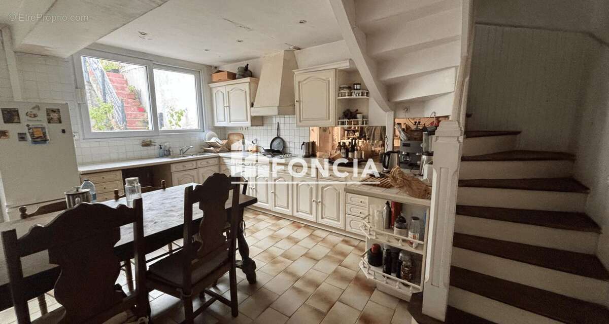 En plein centre - ideal investisseur - photo 2