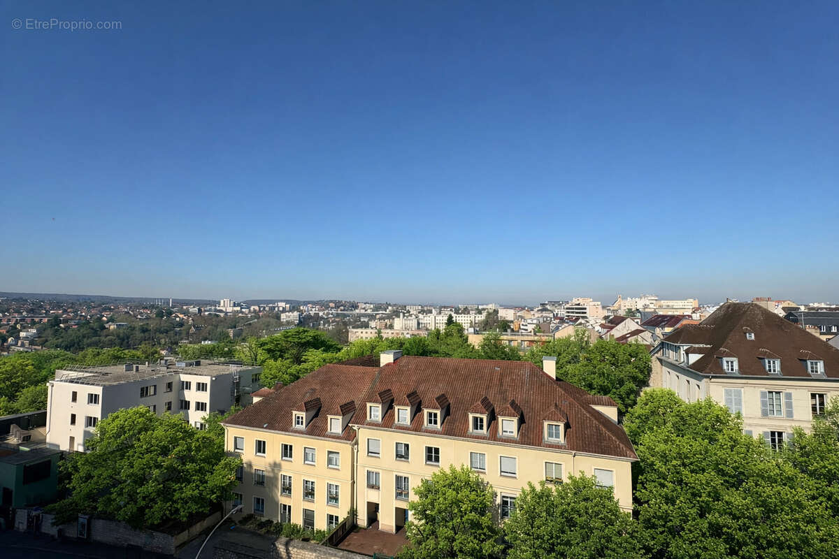 Appartement Hyper Centre, 4 Chambres, 105m2, dernier étage avec extérieur - photo 6