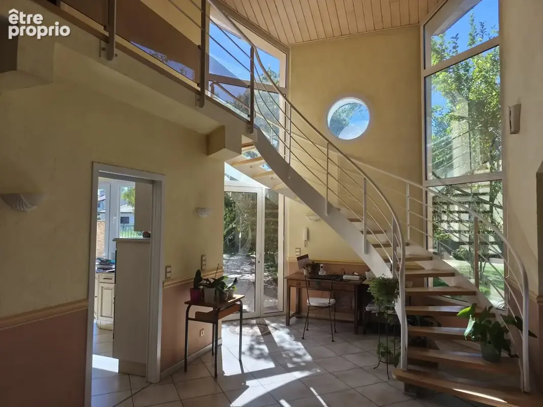 Maison 4 pièces 130 m² à vendre à Viriat (01440) - photo 3