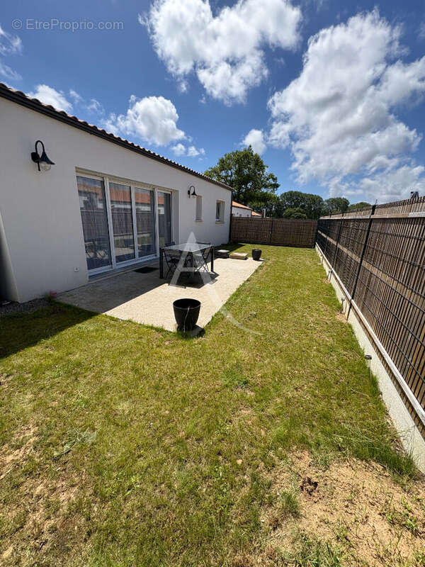 Maison à TALMONT-SAINT-HILAIRE