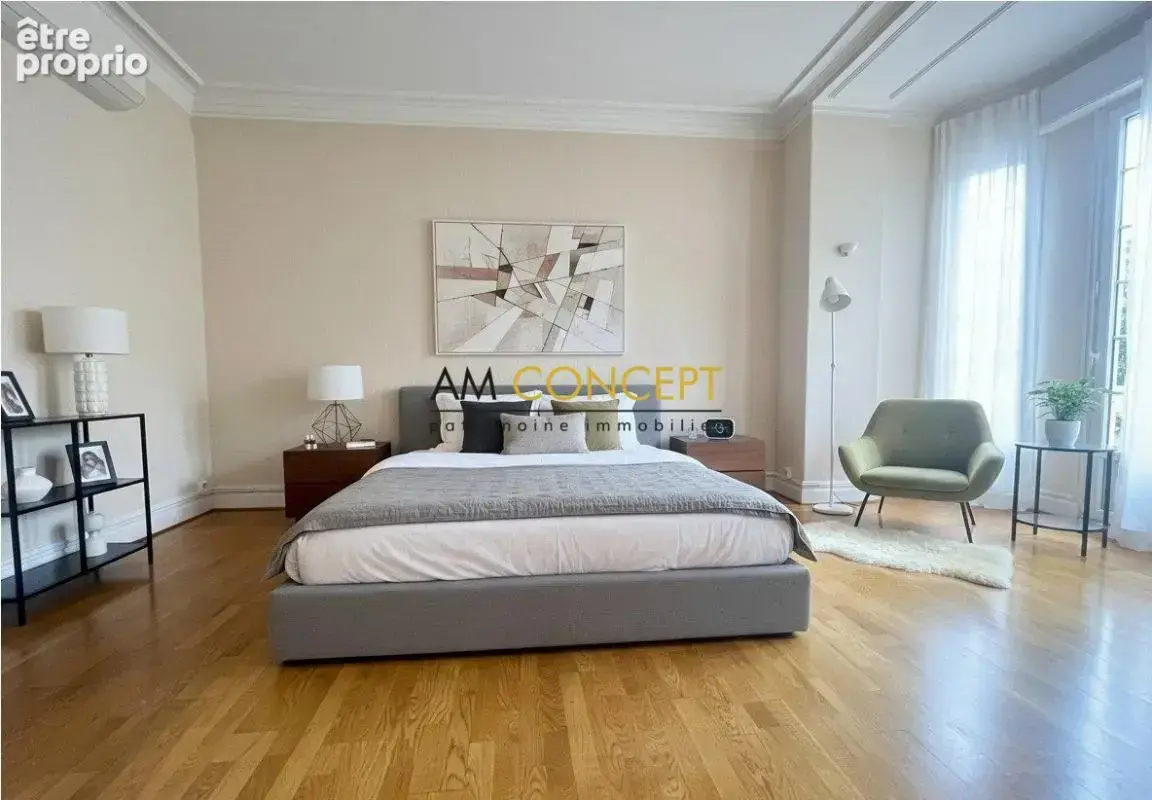 NICE LIBERATION immeuble bourgeois 3P balcon cave - photo 5