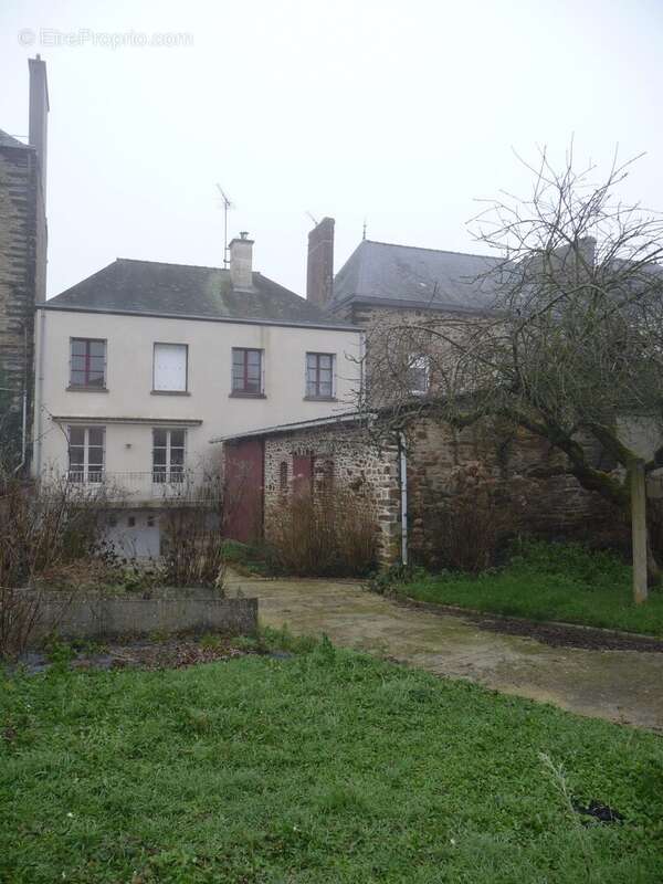 Maison à LA GUERCHE-DE-BRETAGNE