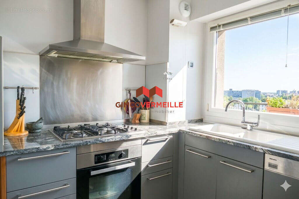 Appartement à RUEIL-MALMAISON