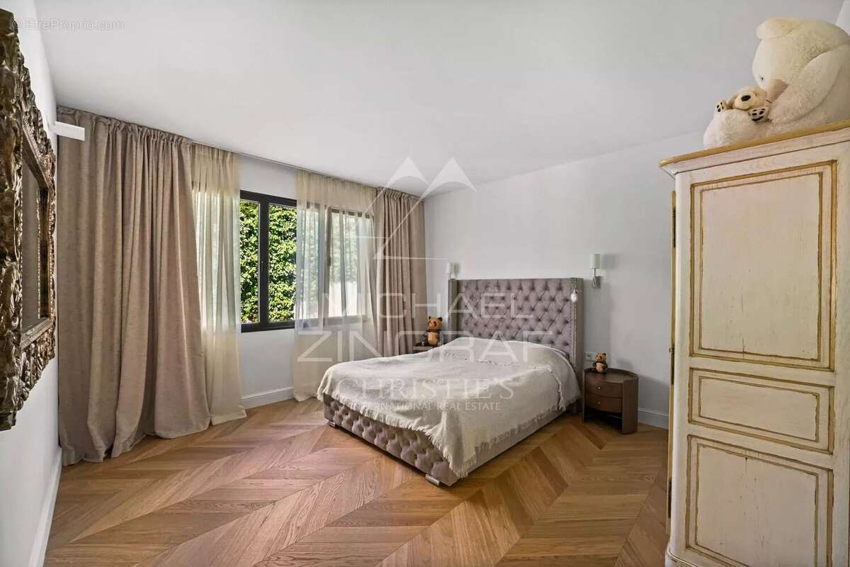 Maison à ROQUEBRUNE-CAP-MARTIN