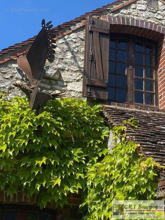 Maison à SAINT-MAURICE-LE-VIEIL