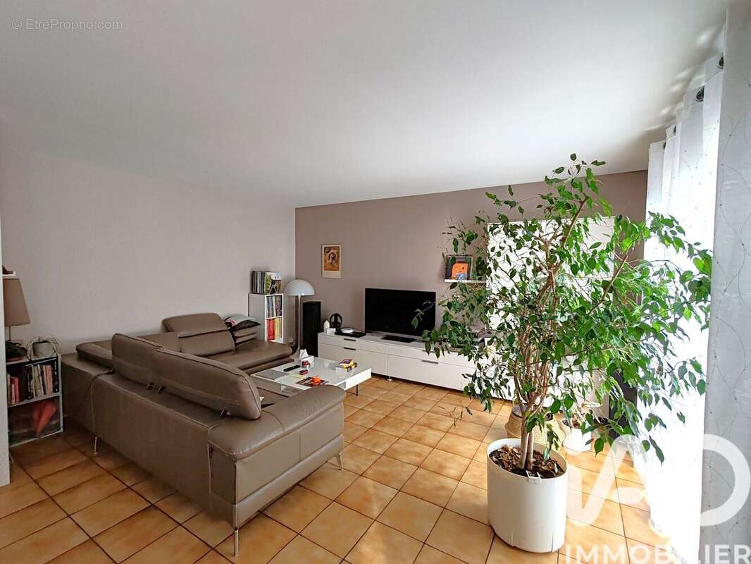 Photo 2 - Maison à NEUVES-MAISONS