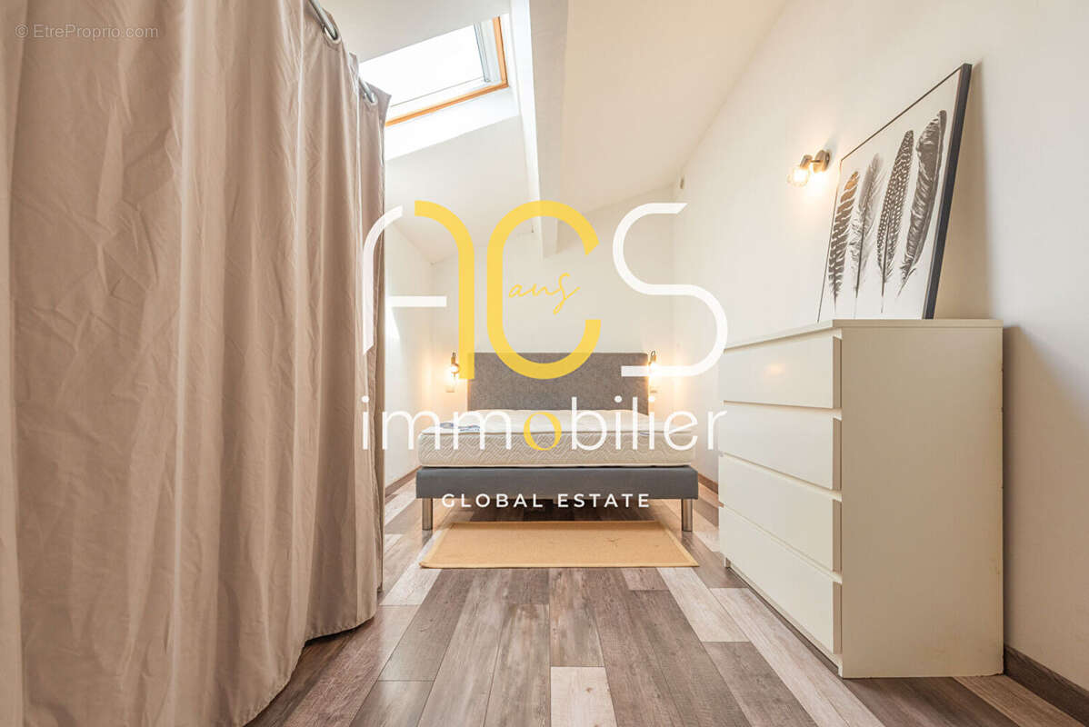 Appartement à CHATEAUNEUF-LES-MARTIGUES