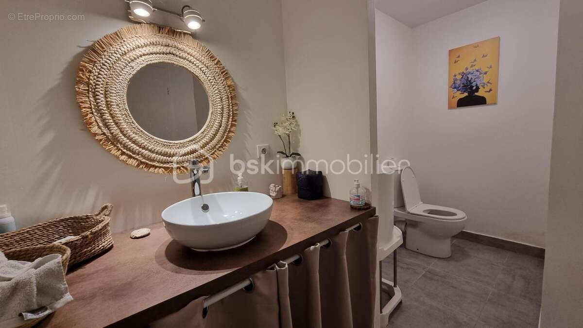 Maison à BUSSAC-SUR-CHARENTE