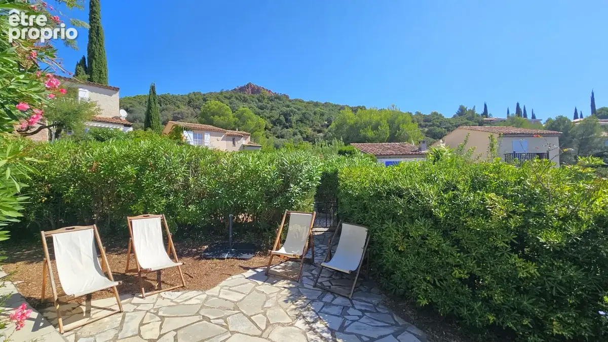 Bastidon provencal a vendre a agay avec vue mer et jardin - photo 5
