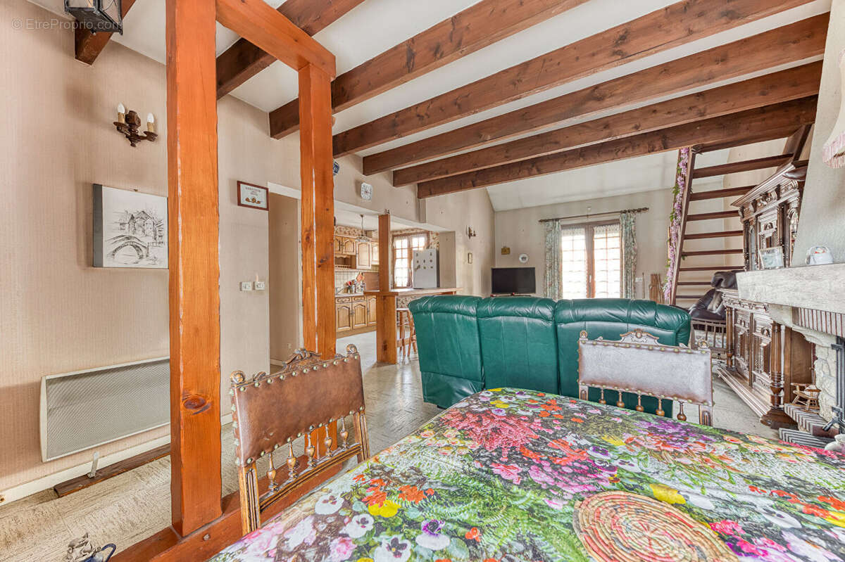 Maison à PONTAULT-COMBAULT