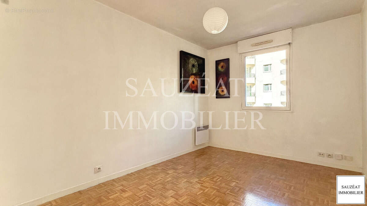 Appartement à MONTROUGE