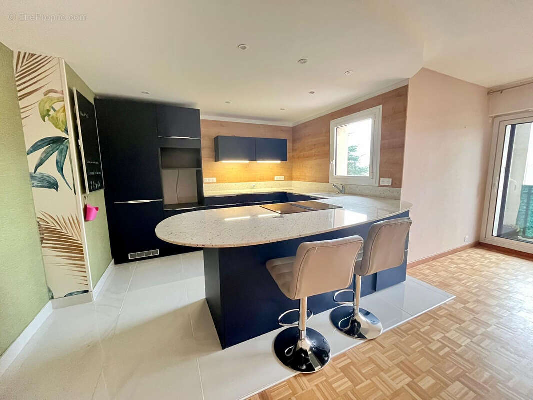 Appartement à LA RICHE