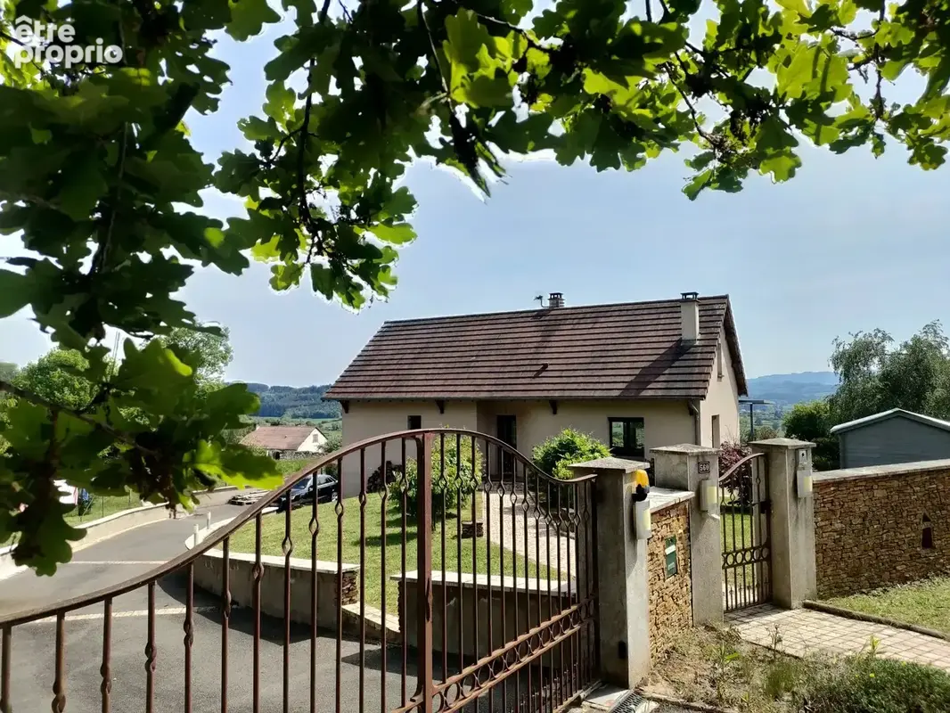 Propriété avec piscine et vue panoramique, produit rare!!! - photo 4