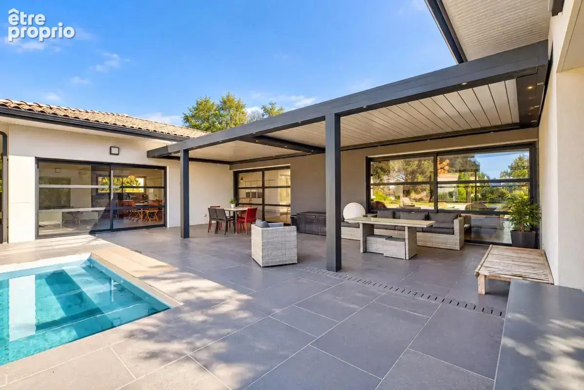 Rouffiac-tolosan – villa contemporaine 298 m² de plain-pied – dpe a – parc 3 000 m² – piscine - photo 2