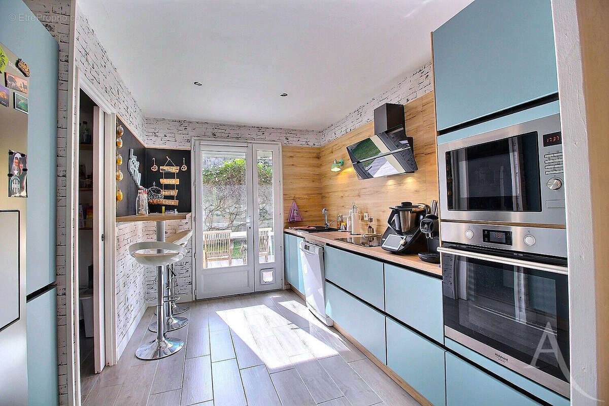 Maison à VILLENAVE-D&#039;ORNON