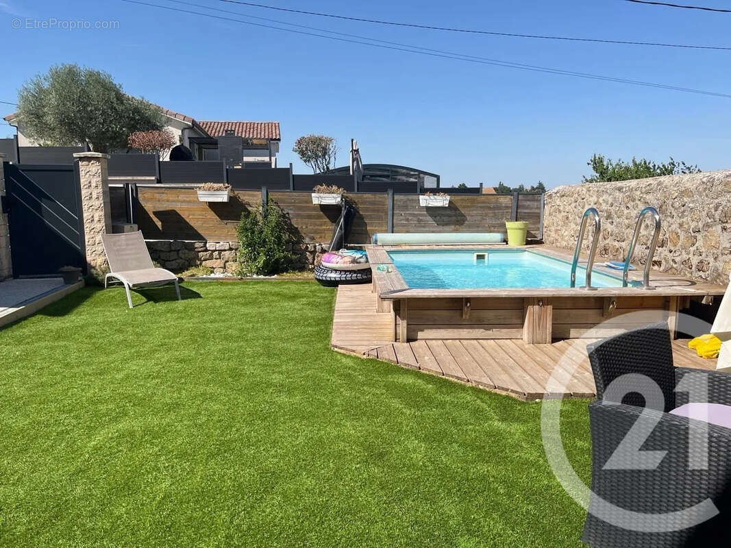 Maison 114 m² à Ardoix  - photo 16