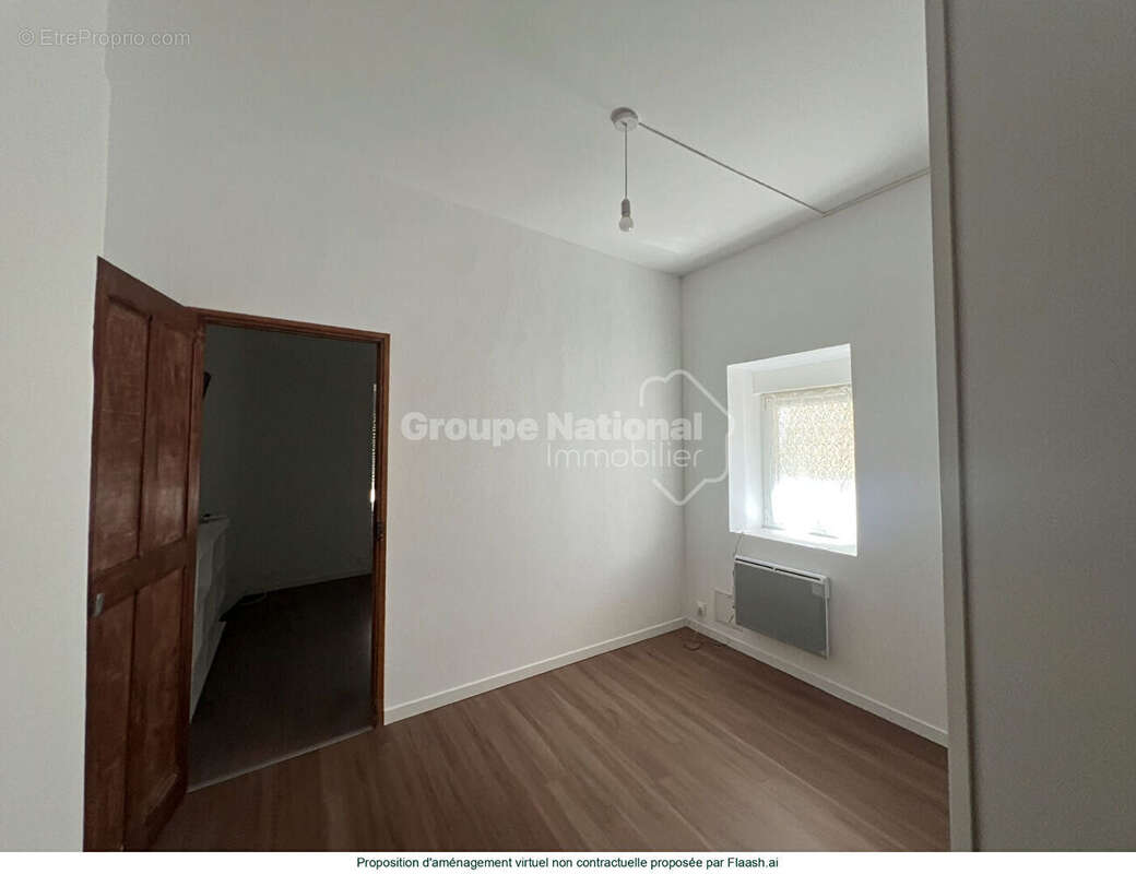 Exclu - Maison de village rénovée à Théziers - photo 3